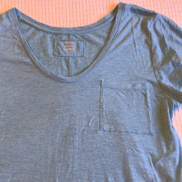 LOFT t-shirt - Picture 3 of 4